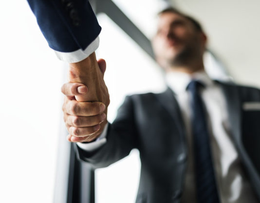 Gyanús-e, ha egy cég a közjóért tesz? Cég a közjóért tesz