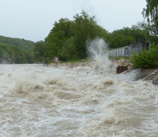 Sebezhetőek vagyunk – a klímaváltozás miatt Sebezhetőek vagyunk - a klímaváltozás miatt