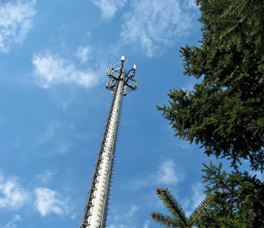 A TI szerint: a látszatra jobban ügyelnek, a lényeg sokszor rejtve marad Globális Jelentés a a telekommunikációs cégek átláthatóságáról