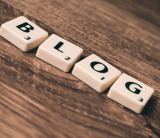 Legyen-e exhibicionista a CSR? Takács Júlia csr blogja