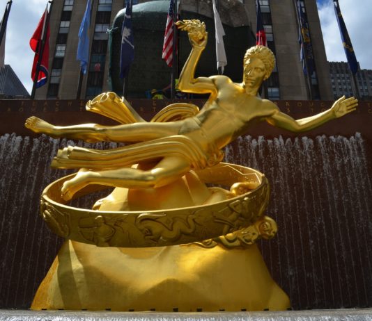 Rockefellerék eladták az ExxonMobil részüket Rockefellerék eladták az ExxonMobil részt.