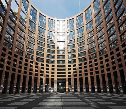 Szabadkereskedelmi Egyezmény Kanadával Szabadkereskedelmi Egyezmény Kanadával