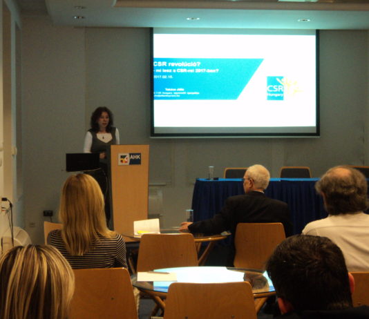 CSR Szerda Klubest: újra 1+1 példa Takács Júlia CSR Szerda Klubesten (2017.02.15)