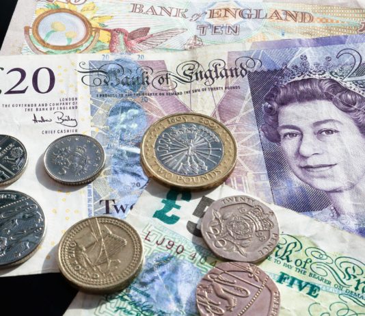 Látássérültek számára fejlesztett bankjegyek Látássérülteknek fejlesztett bankjegy