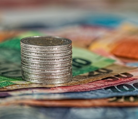 Jövedelemegyenlőtlenség-fenntarthatóság Jövedelemegyenlőtlenség-fenntarthatóság