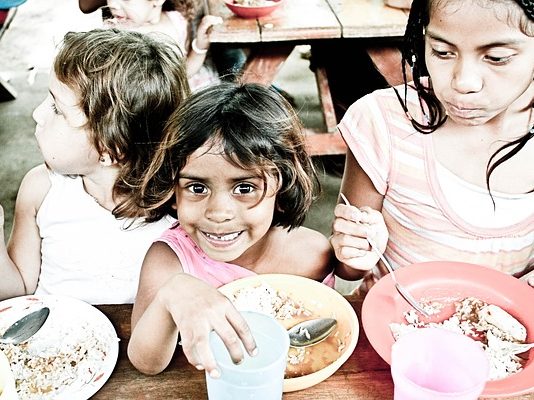 Meg lehet-e oldani egyszerre az élelmiszerhiányt és az éghajlatváltozást? Éhezés, élelmiszerhiány, éghajlatváltozás