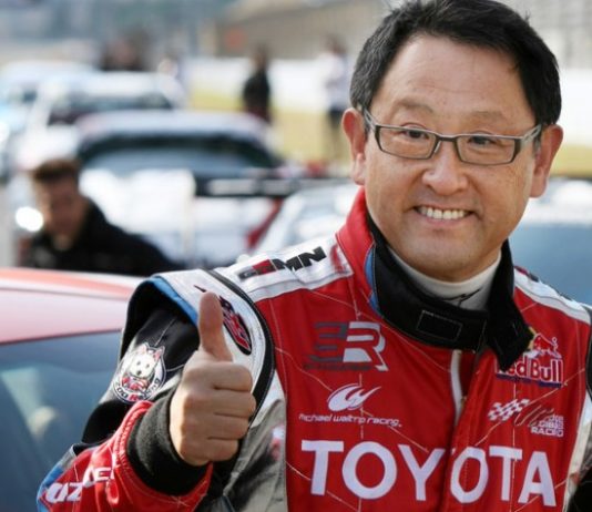 A Toyota elnöke, Akio Toyoda az év Autóipari Szakembere A Toyota elnöke, Akio Toyoda az év Autóipari Szakembere