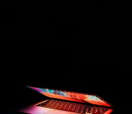 Kampányt indított az NMHH a biztonságosabb internet napján NMHH: Internet Hotline kampány