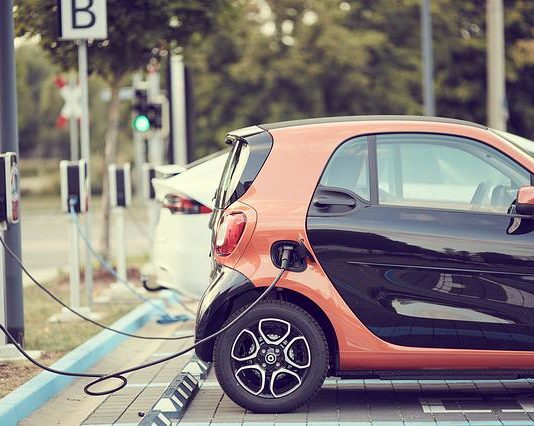 Magyarországon nő az igény az elektromos autók iránt Nő az érdeklődés az elektromos autók iránt