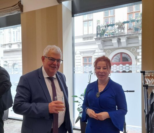 CSR Hungary-ESG Üzleti Reggeli az OECD-vel CSR Hungary-ESG Üzleti Reggeli (2023.05.19)