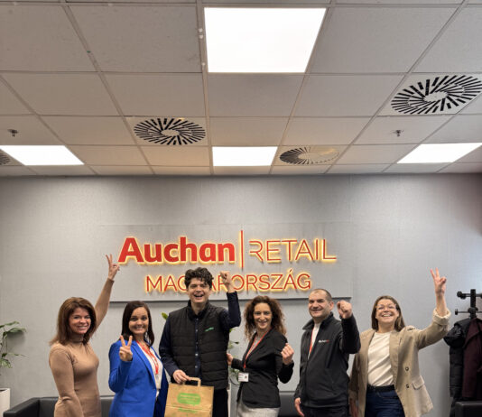 Új mérföldkő az élelmiszermentésben: az Auchan vásárlói átvették a 100 000. Munch csomagot Auchan-Munch
