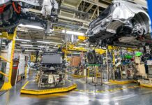 Toyota Körforgásos Gyár: könnyűfém felnik újrahasznosítása új motorelemek gyártásához Toyota-körforgásos gyár